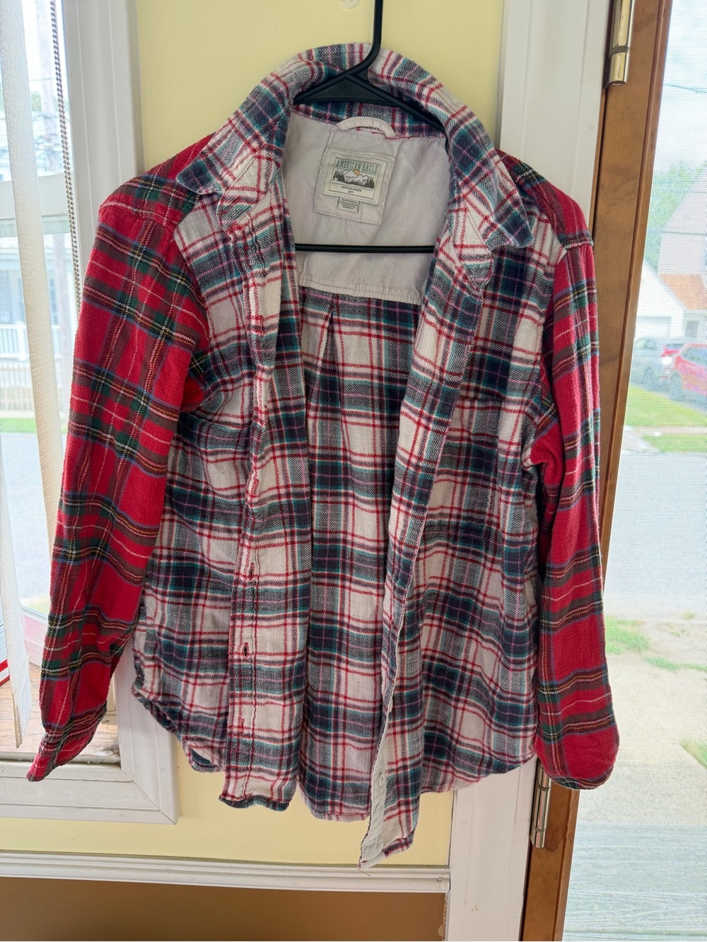 Women’s American Eagle flannel